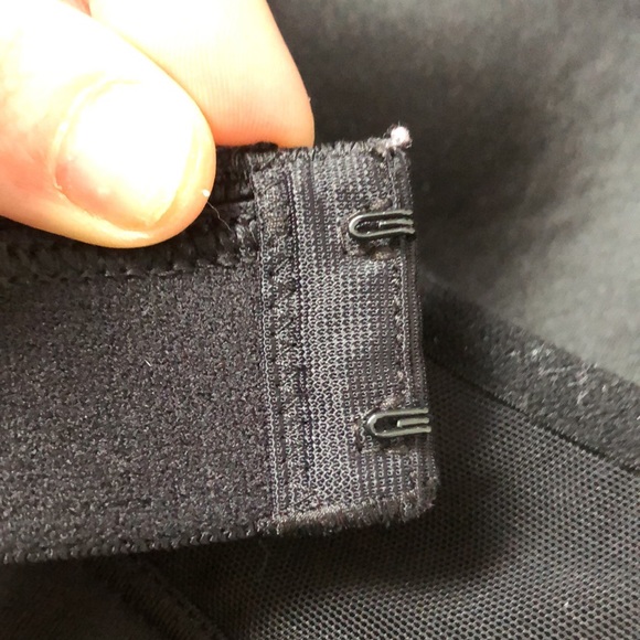 Old Navy Sports Bra - Picture 10 of 13